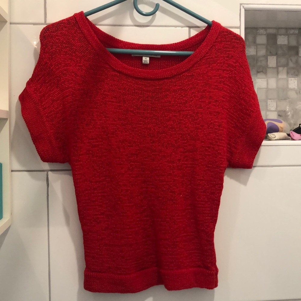 Red short sleeve sweater